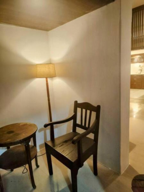 The Turquoise Letterbox - Loft suite at Central